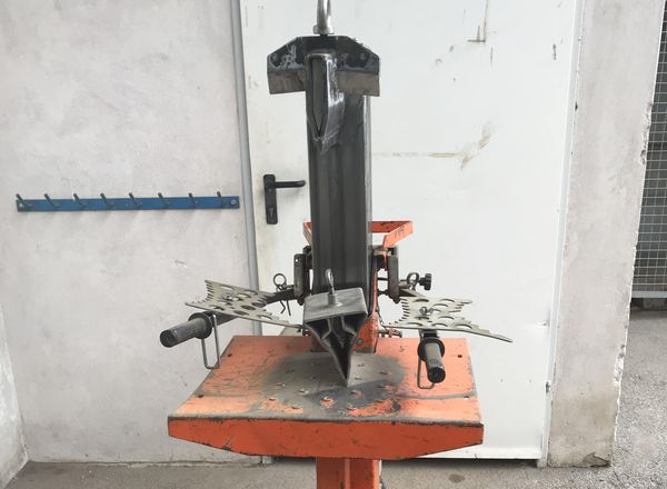 Brennholzspalter hydraulisch