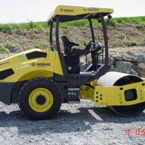 Strassenwalze Bomag BW-145D